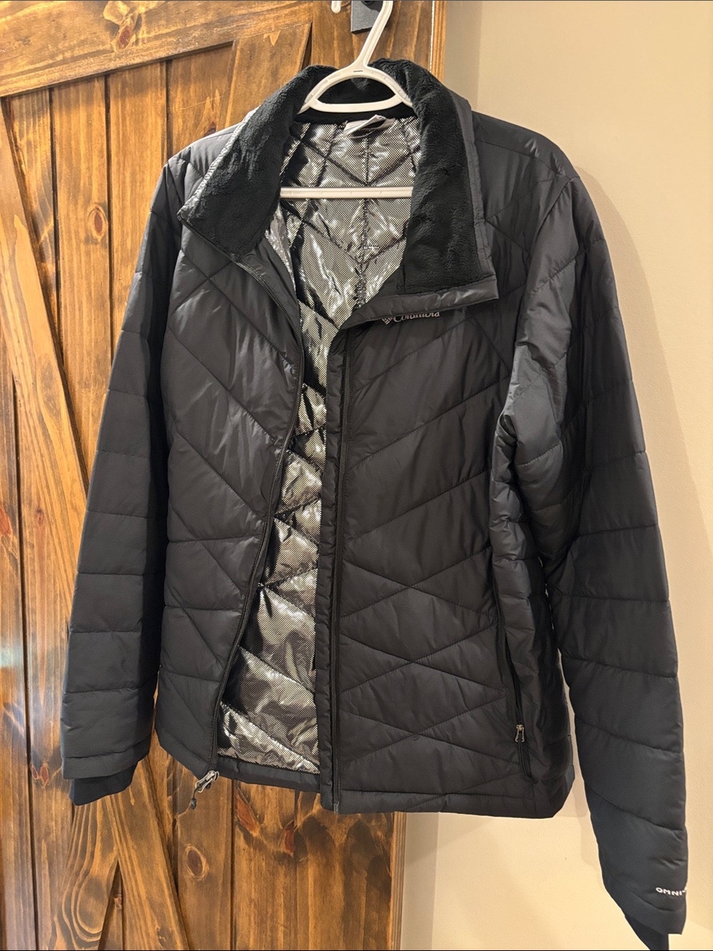 Columbia Black Quilted Puffer Jacket with Sherpa Collar